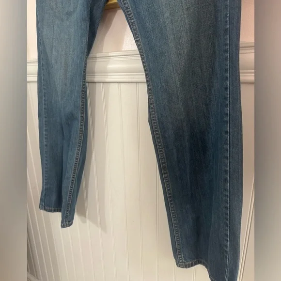 LEVIS Relaxed Straight Fit Medium Wash Jeans Size 32x32* - Picture 5 of 8